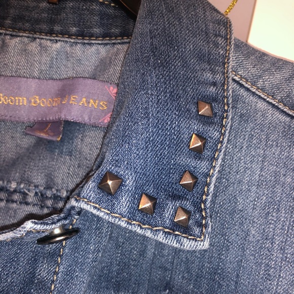 Sleeveless Jean Jacket - Picture 2 of 3